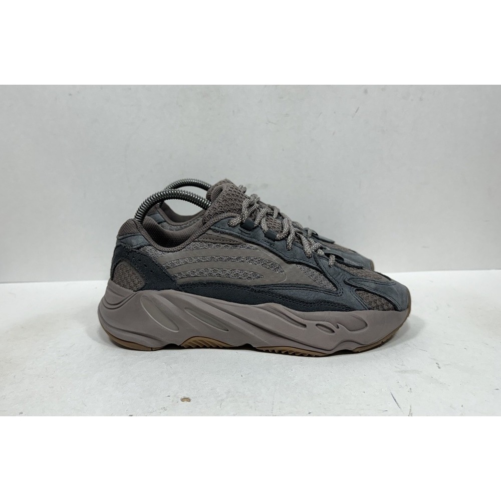 Adidas Yeezy 700 V2 Mauve Men's Size 6 GZ0724 Shoes Sneakers Boost